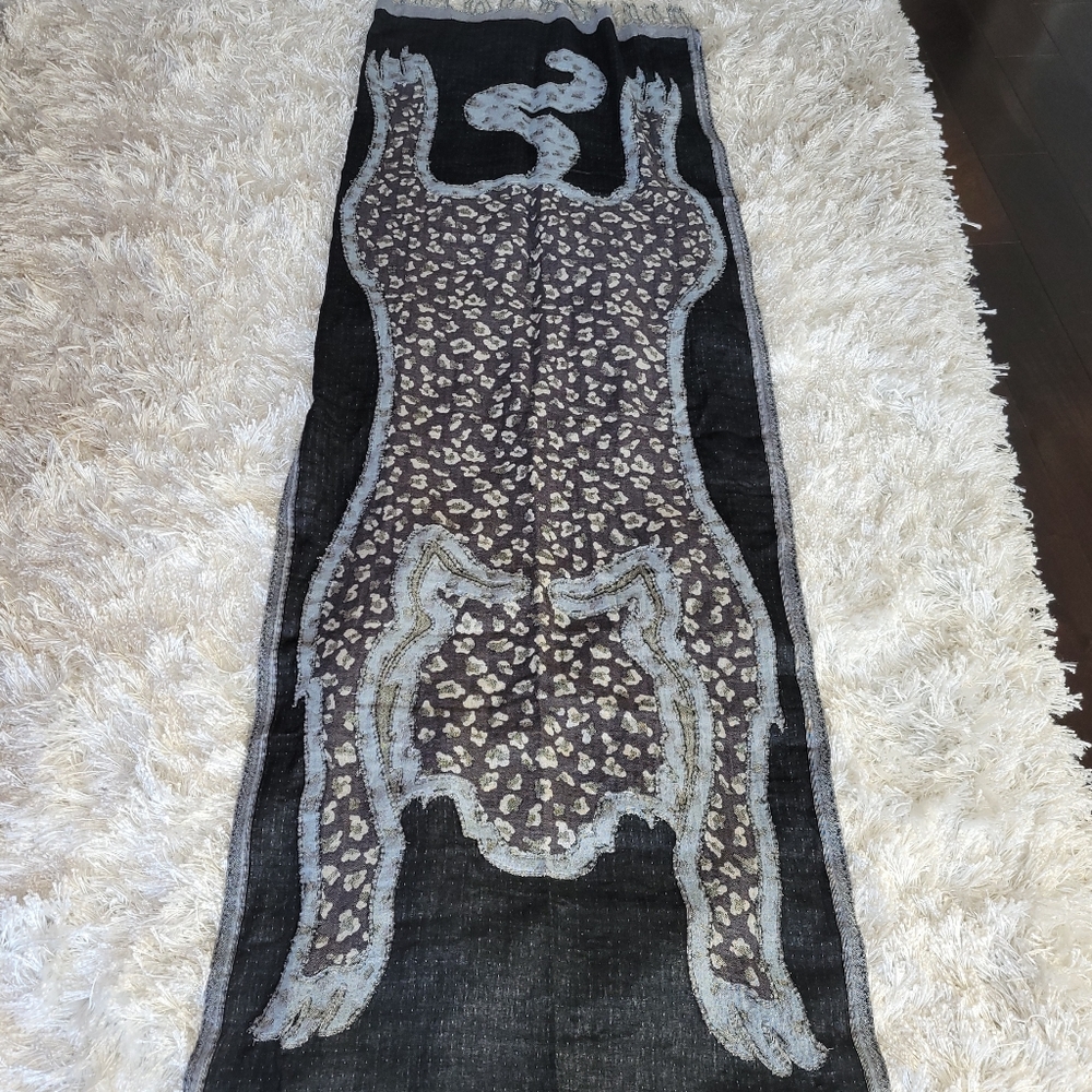 Reversible Tiger Wrap